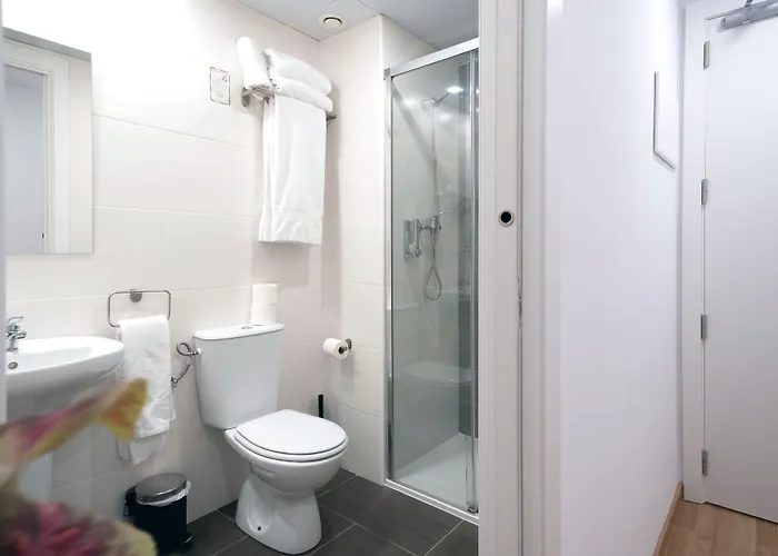 Bestprice Hotel Girona